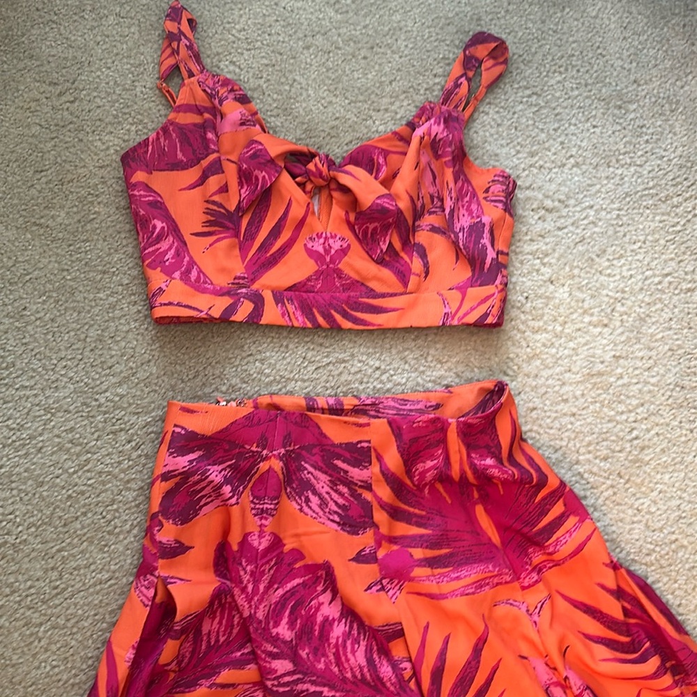 Originally SHOP RED DRESS boutique. 2 piece, orange & pink - wide leg pant